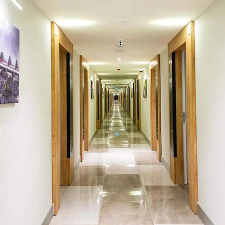 Sea View Apart-Hotel Orbi Twin Towers 1413 Batumi Exterior foto